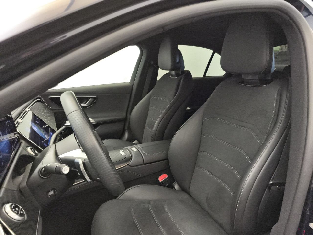 Mercedes-Benz E-Klasse – Bild 20