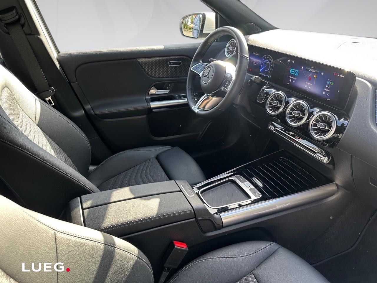 Mercedes-Benz EQA – Bild 8