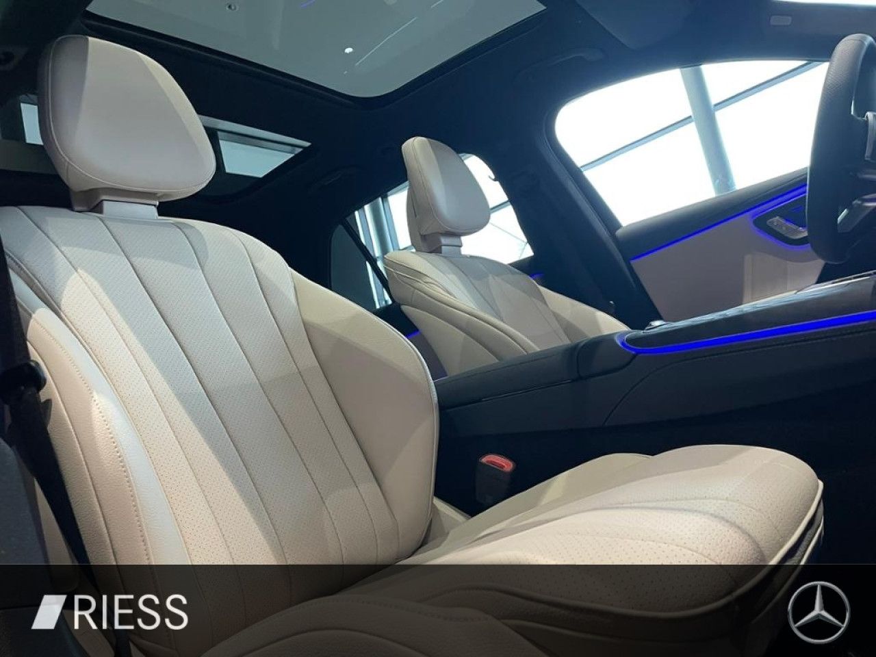 Mercedes-Benz E-Klasse – Bild 10