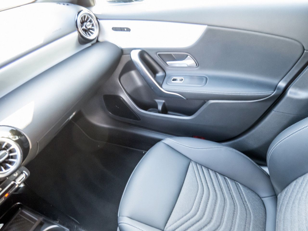 Mercedes-Benz A-Klasse – Bild 14