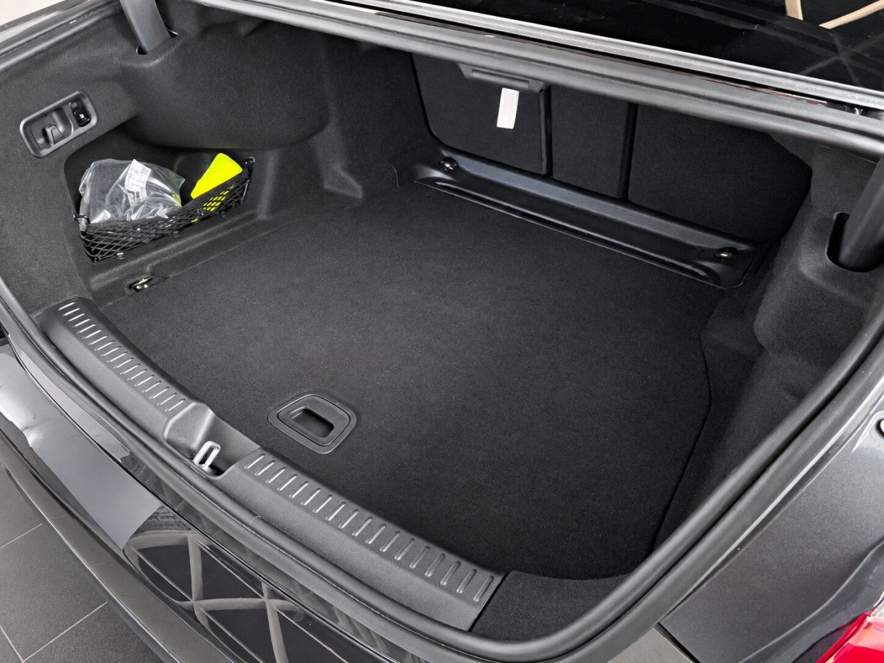 Mercedes-Benz E-Klasse – Bild 5