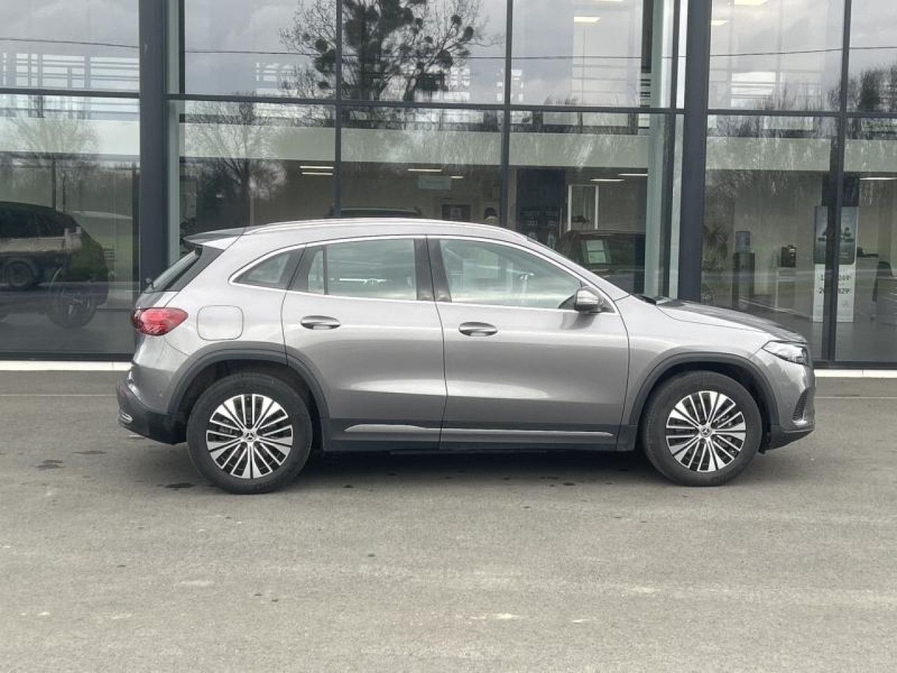 Photo du v&eacute;hicule 6 / 18