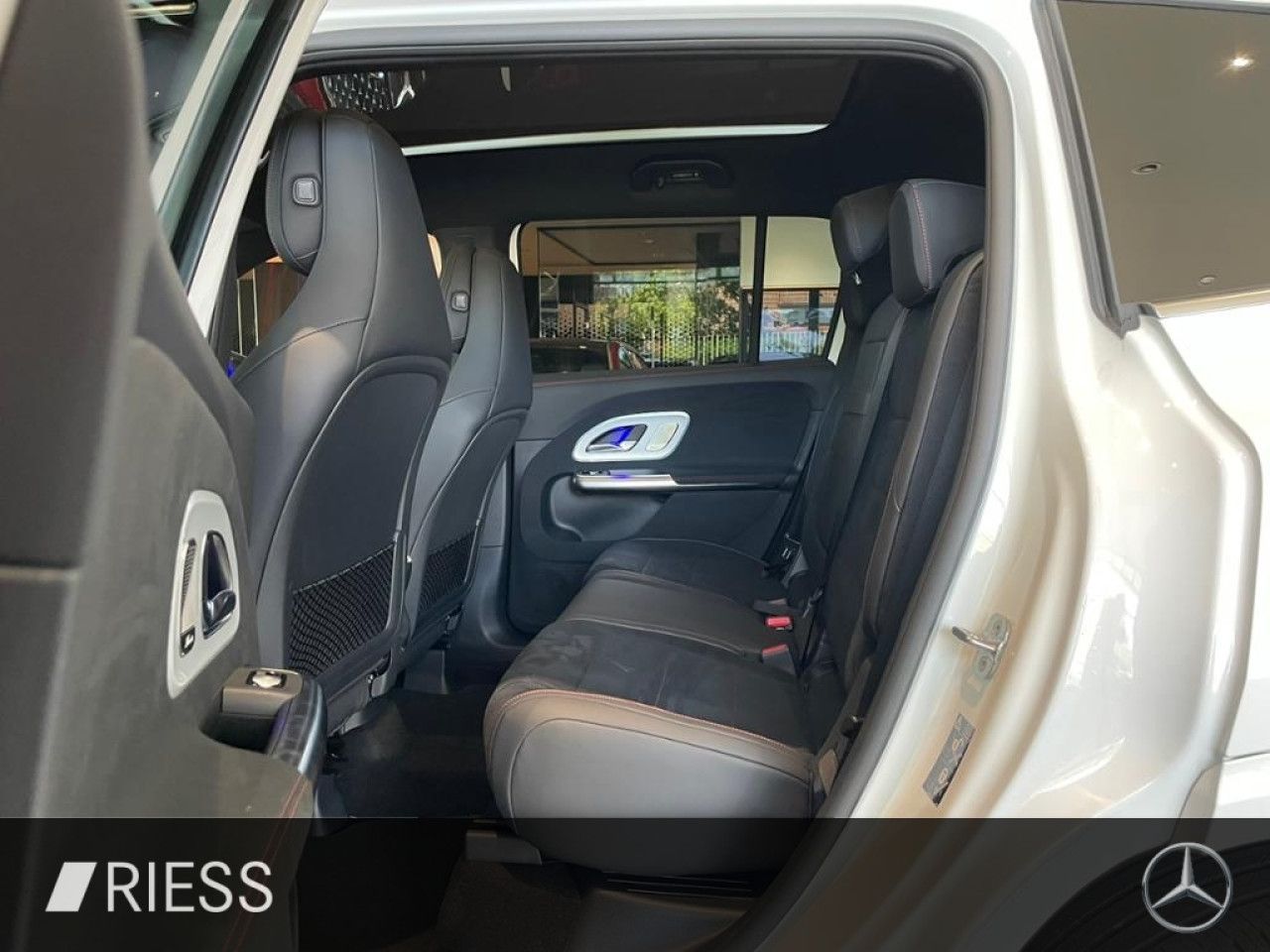 Mercedes-Benz GLB – Bild 4