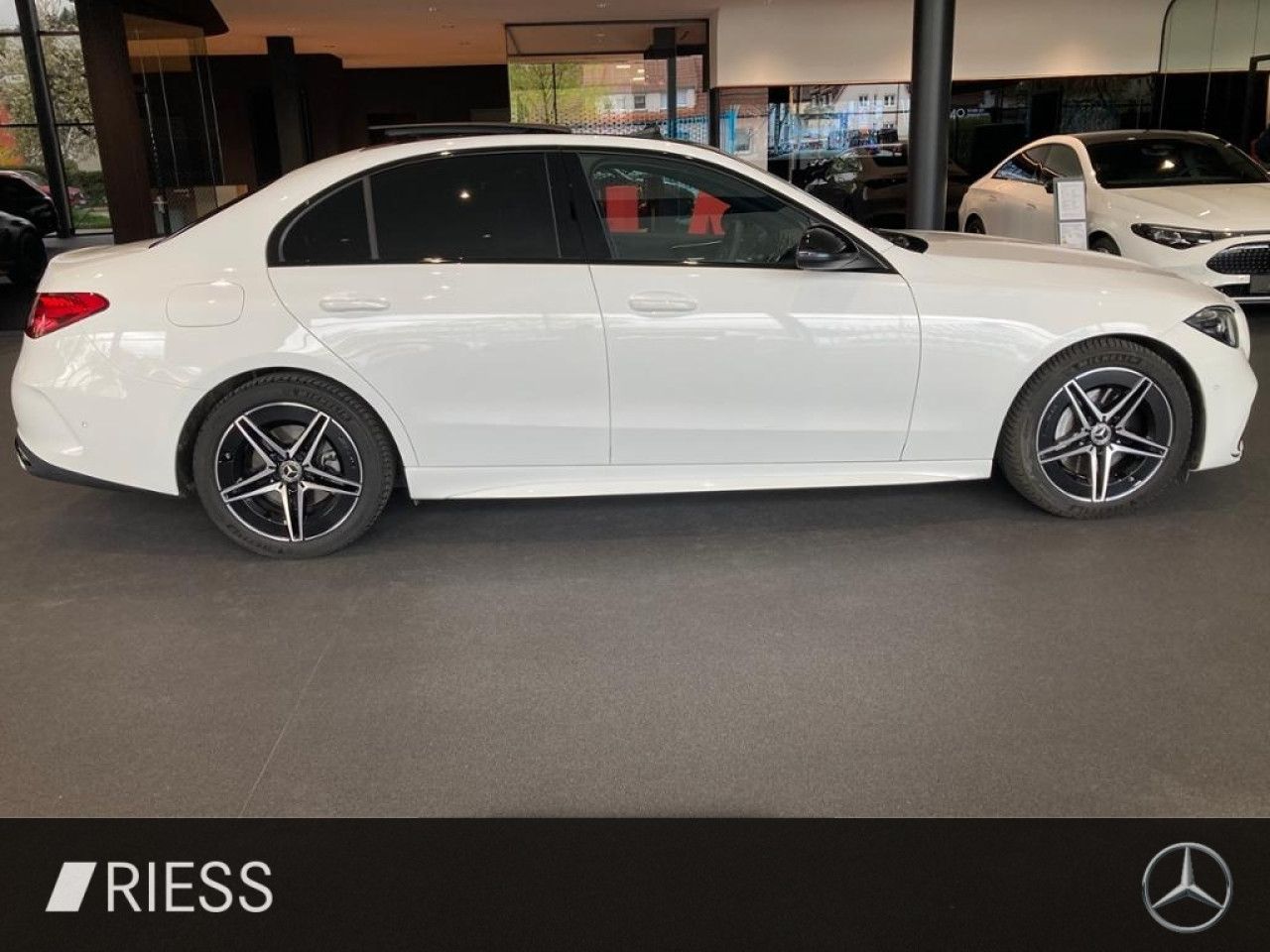 Fahrzeugbild 13 / 16