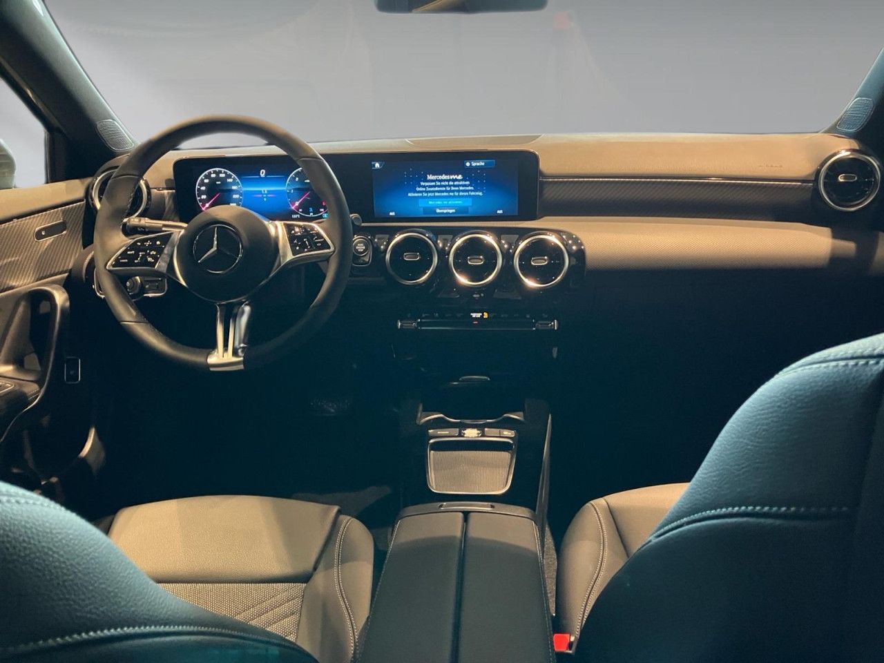 Mercedes-Benz A-Klasse – Bild 11