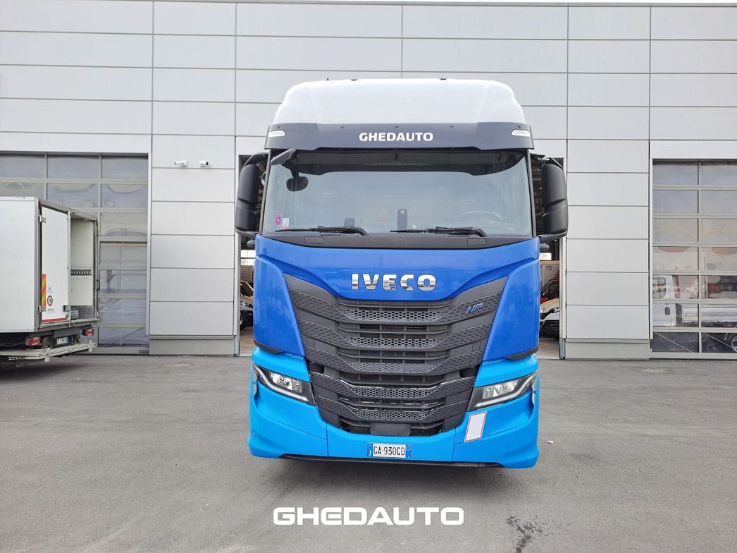 IVECO | TRATTORE STRADALE S-WAY 460 LNG METANO