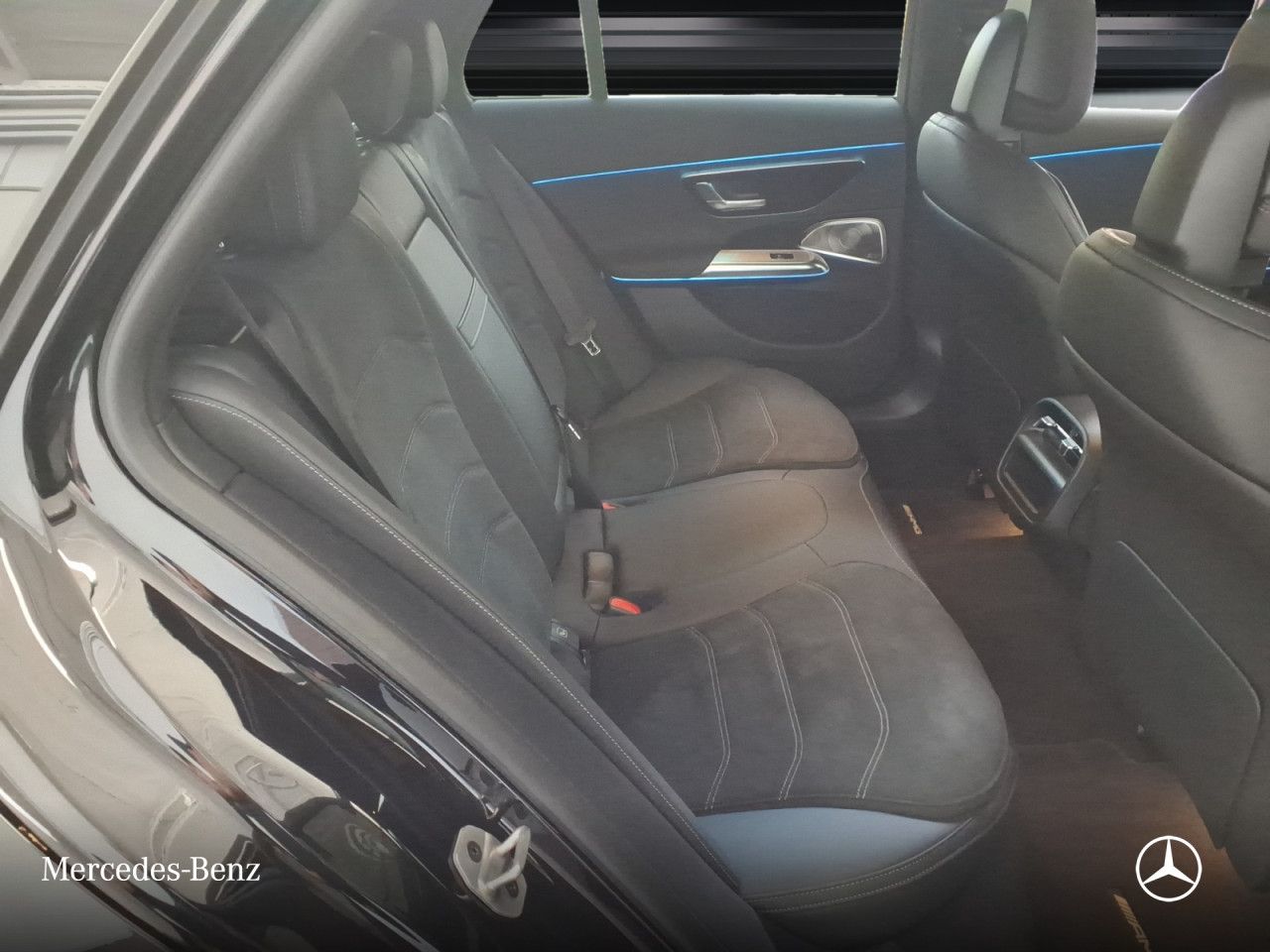 Mercedes-Benz E-Klasse – Bild 9