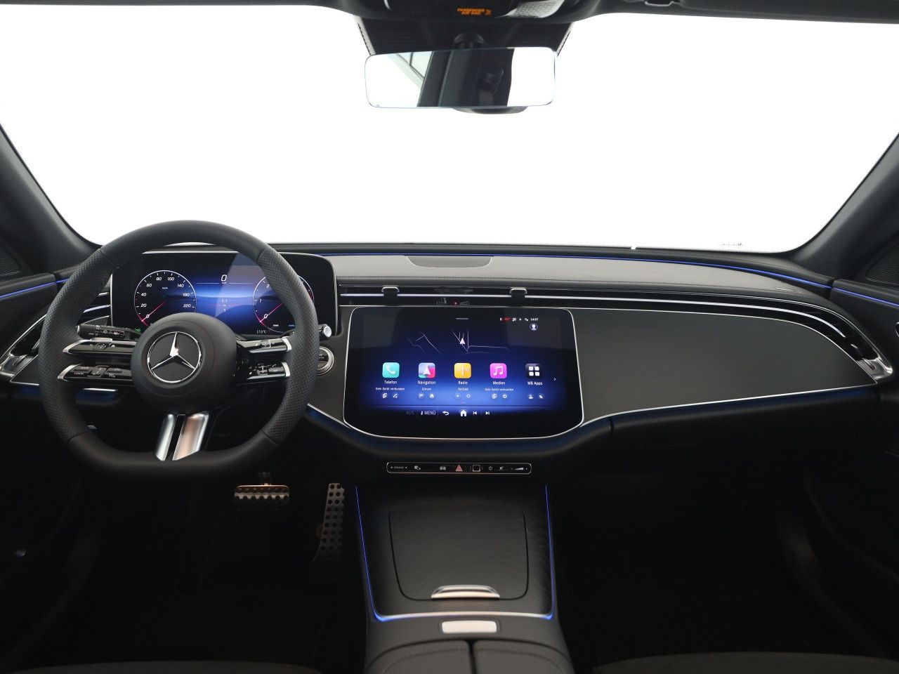 Mercedes-Benz E-Klasse – Bild 10