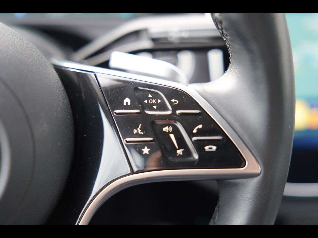 Mercedes-Benz E-Klasse – Bild 28