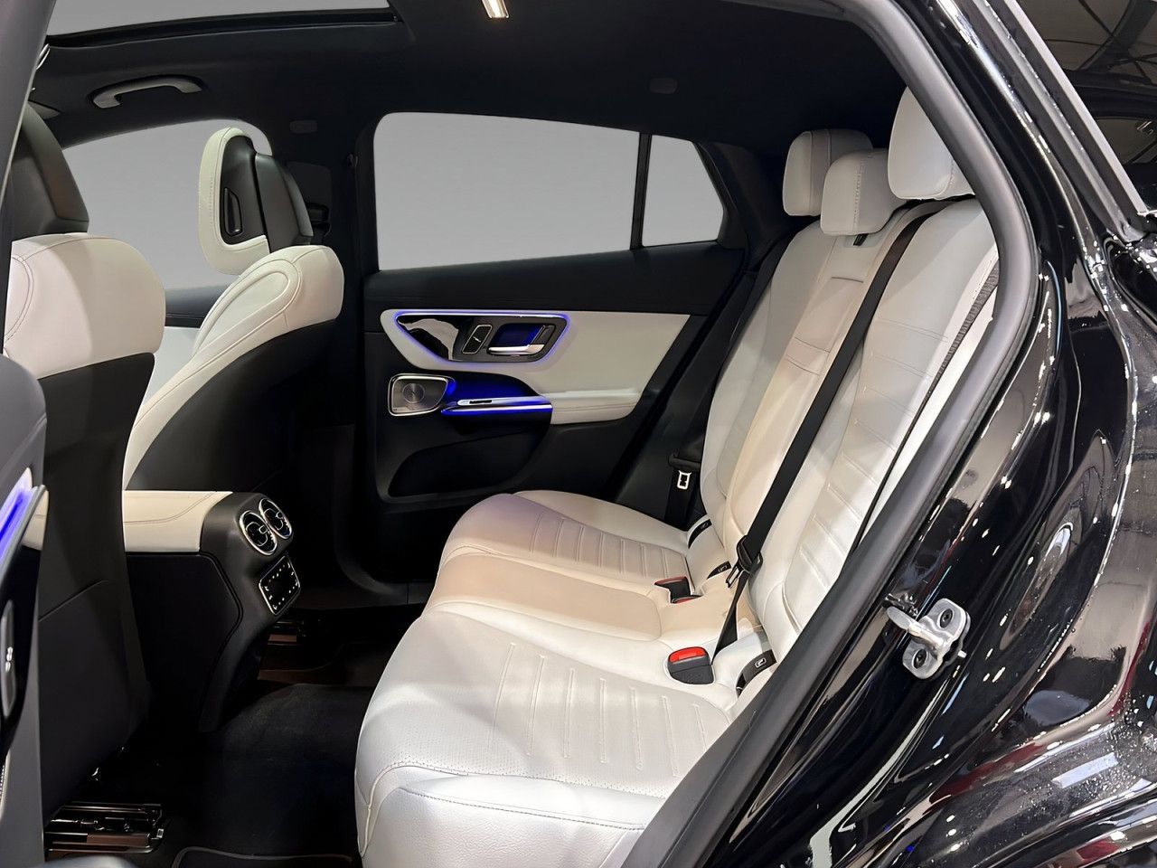 Mercedes-Benz GLC – Bild 8