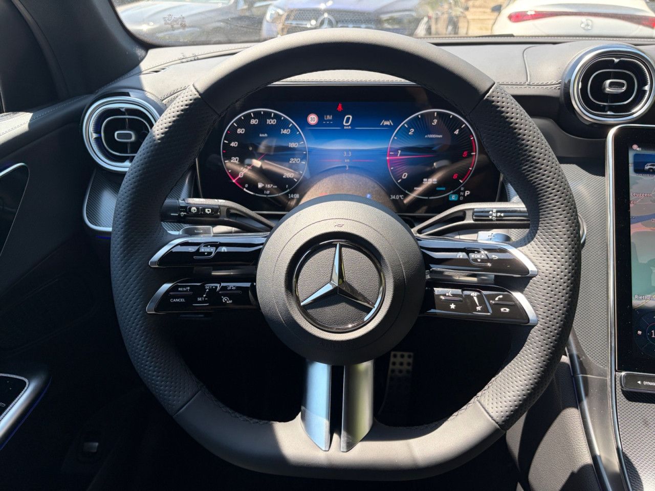 Mercedes-Benz GLC – Bild 11