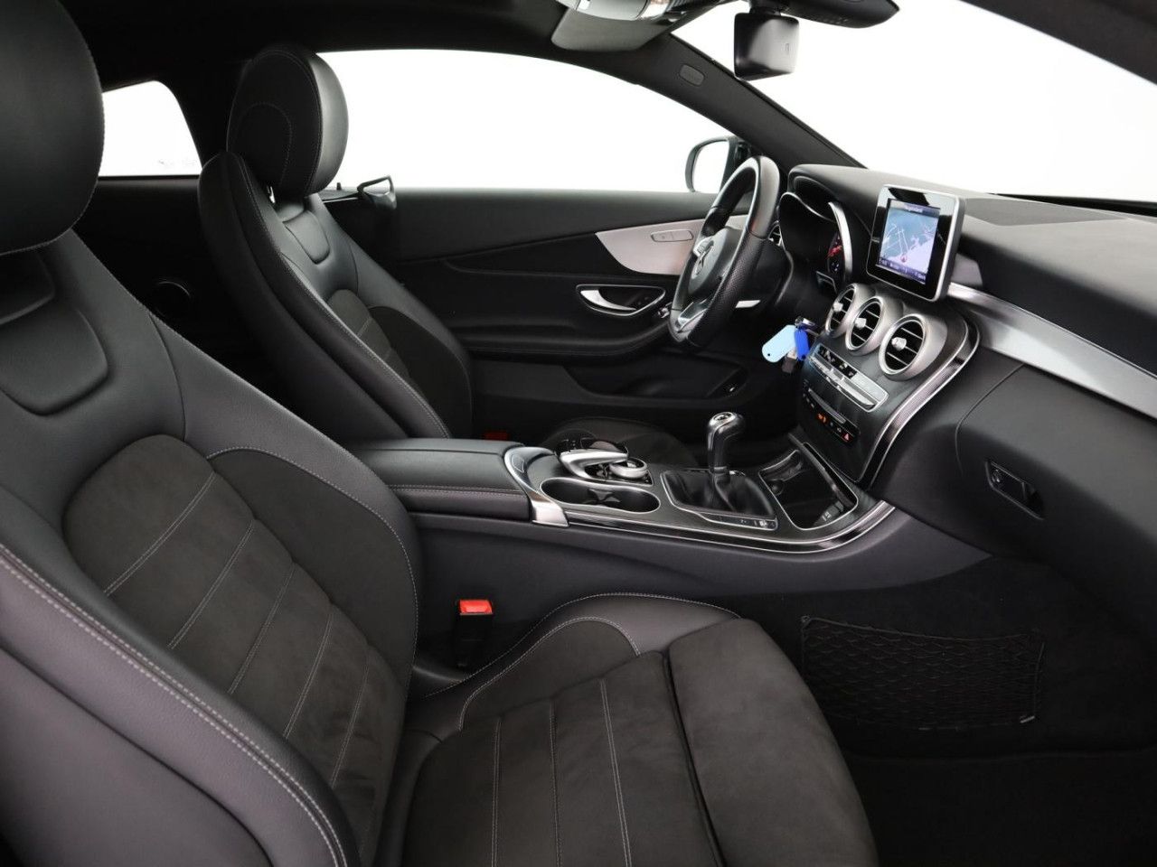 Fahrzeugbild 17 / 26