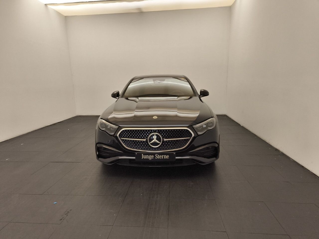 Mercedes-Benz E-Klasse – Bild 2