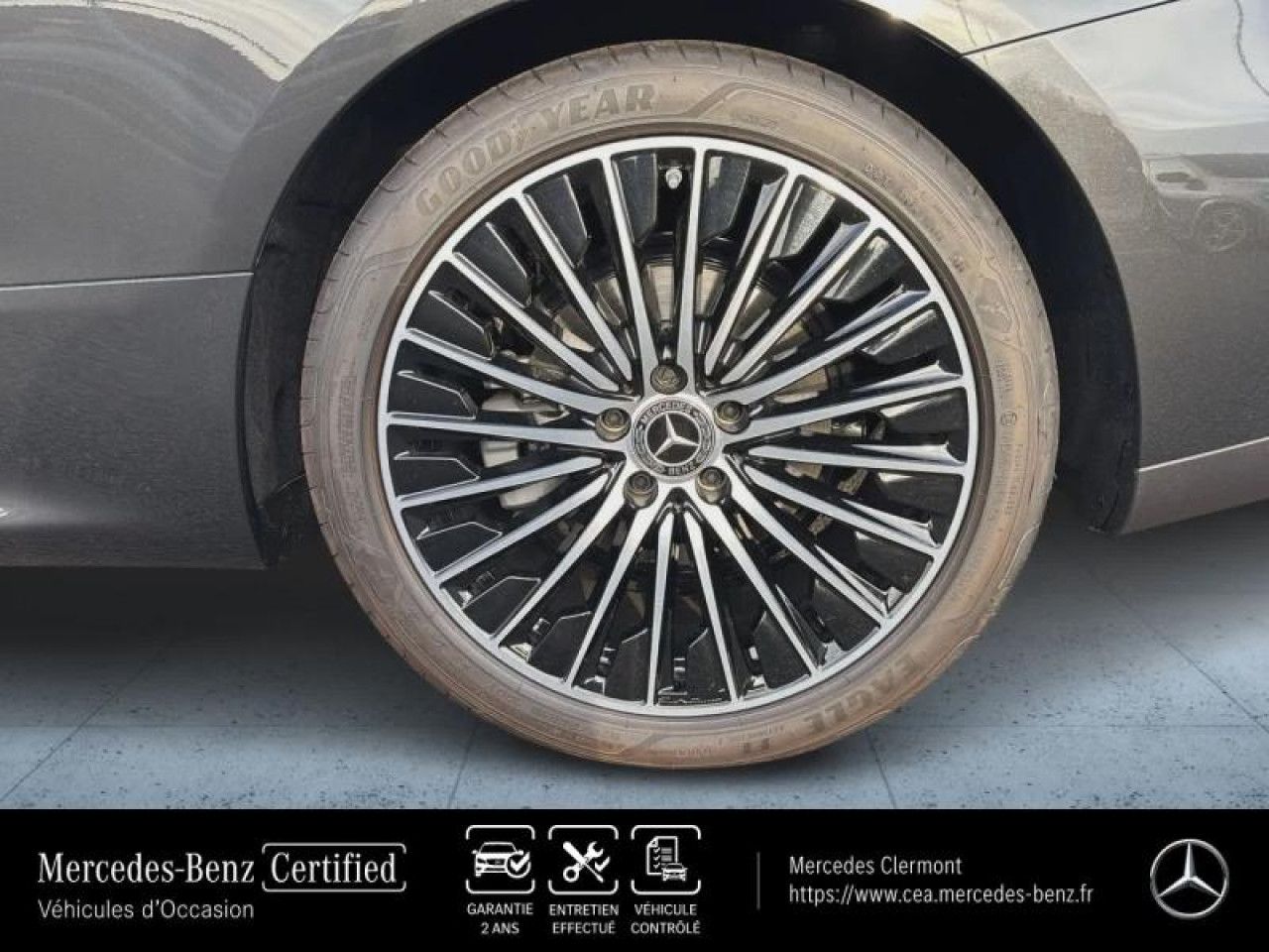 Photo du v&eacute;hicule 8 / 18