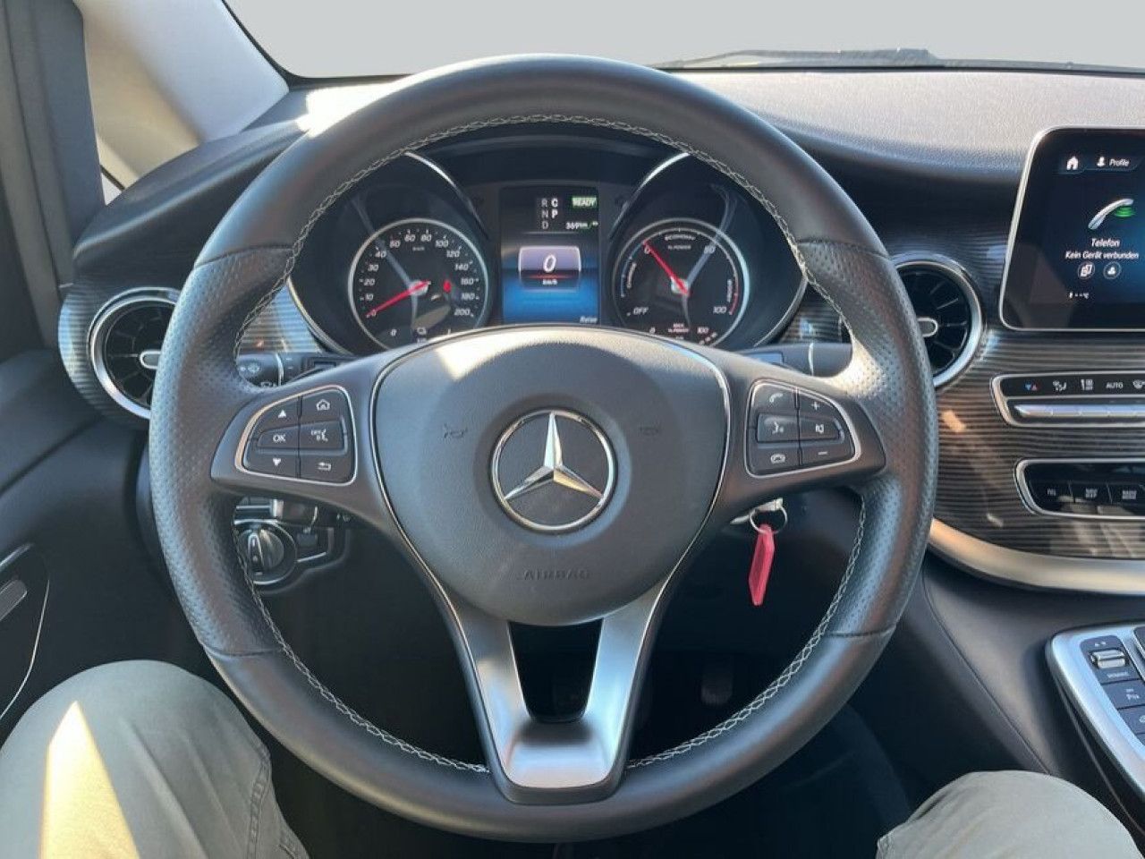 Mercedes-Benz EQV – Bild 12