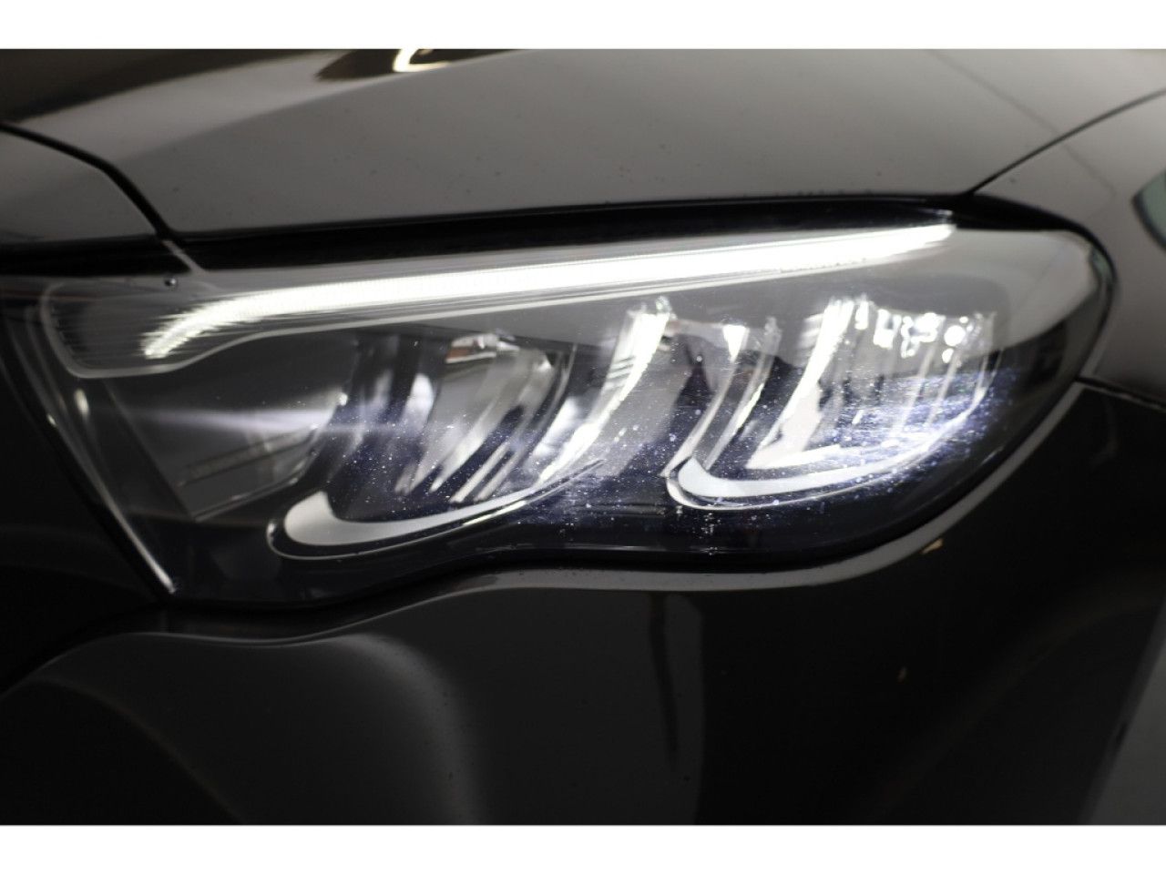 Mercedes-Benz E-Klasse – Bild 23
