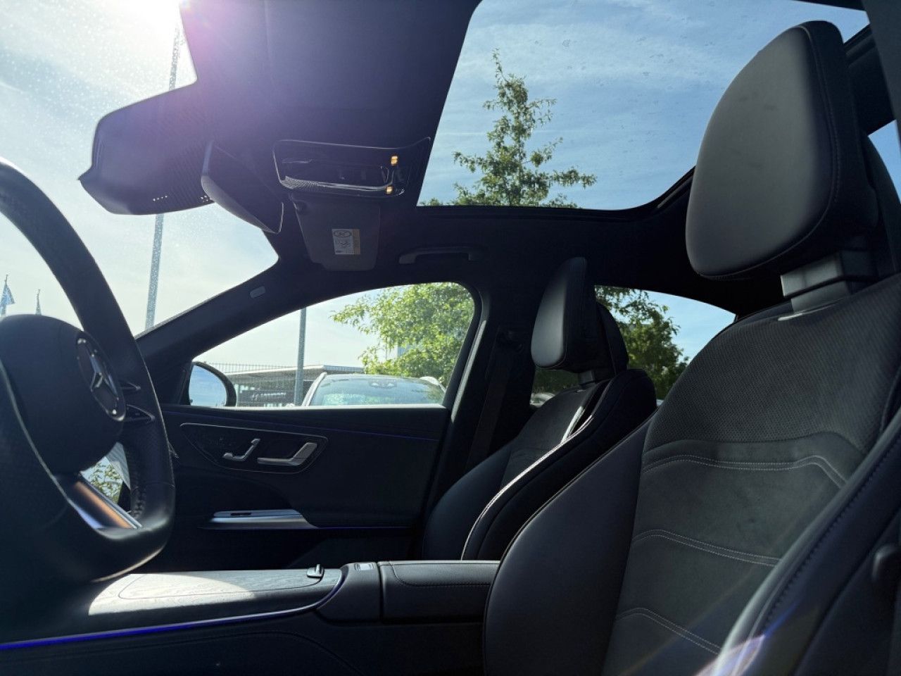 Mercedes-Benz E-Klasse – Bild 15