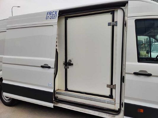 Vehicle image 6 / 15
