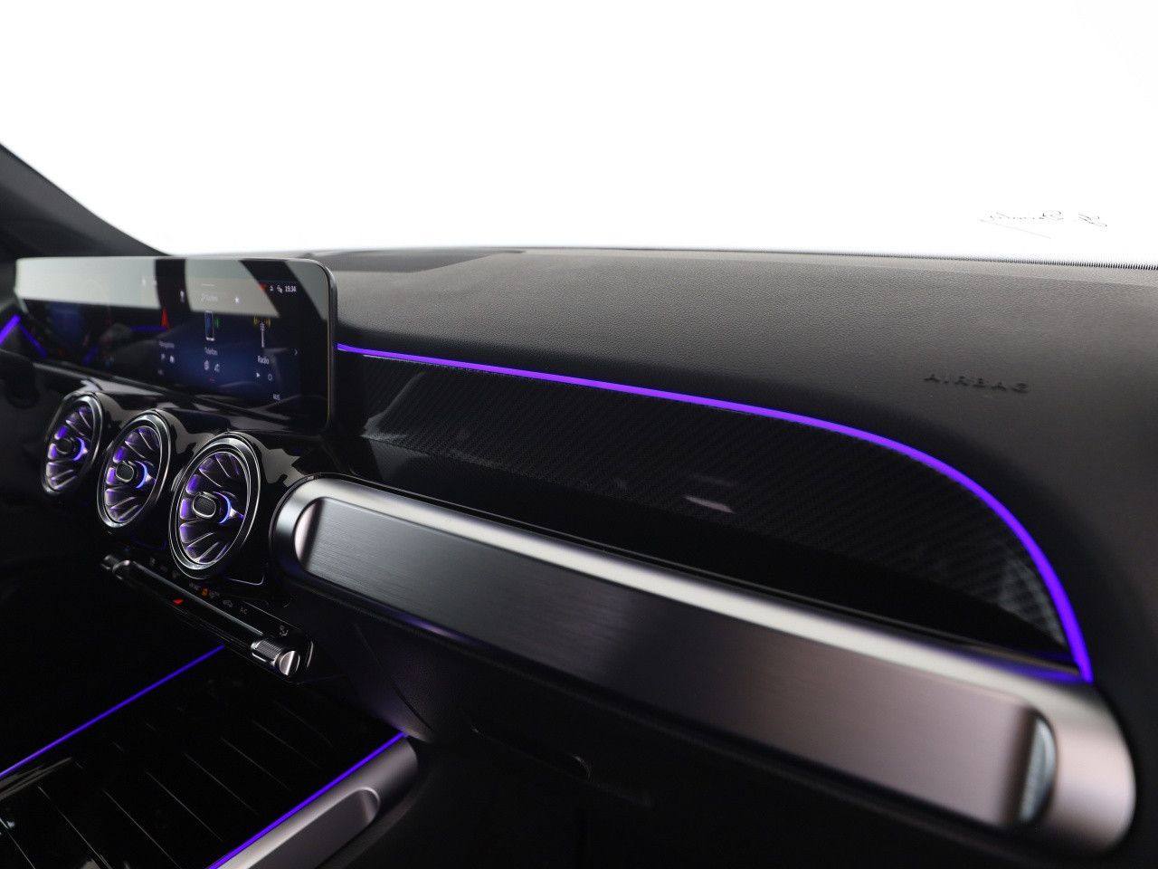 Mercedes-Benz GLB – Bild 18