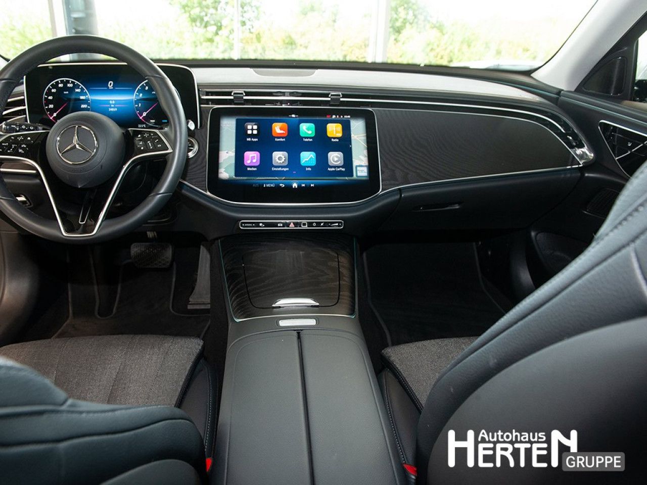 Mercedes-Benz E-Klasse – Bild 11