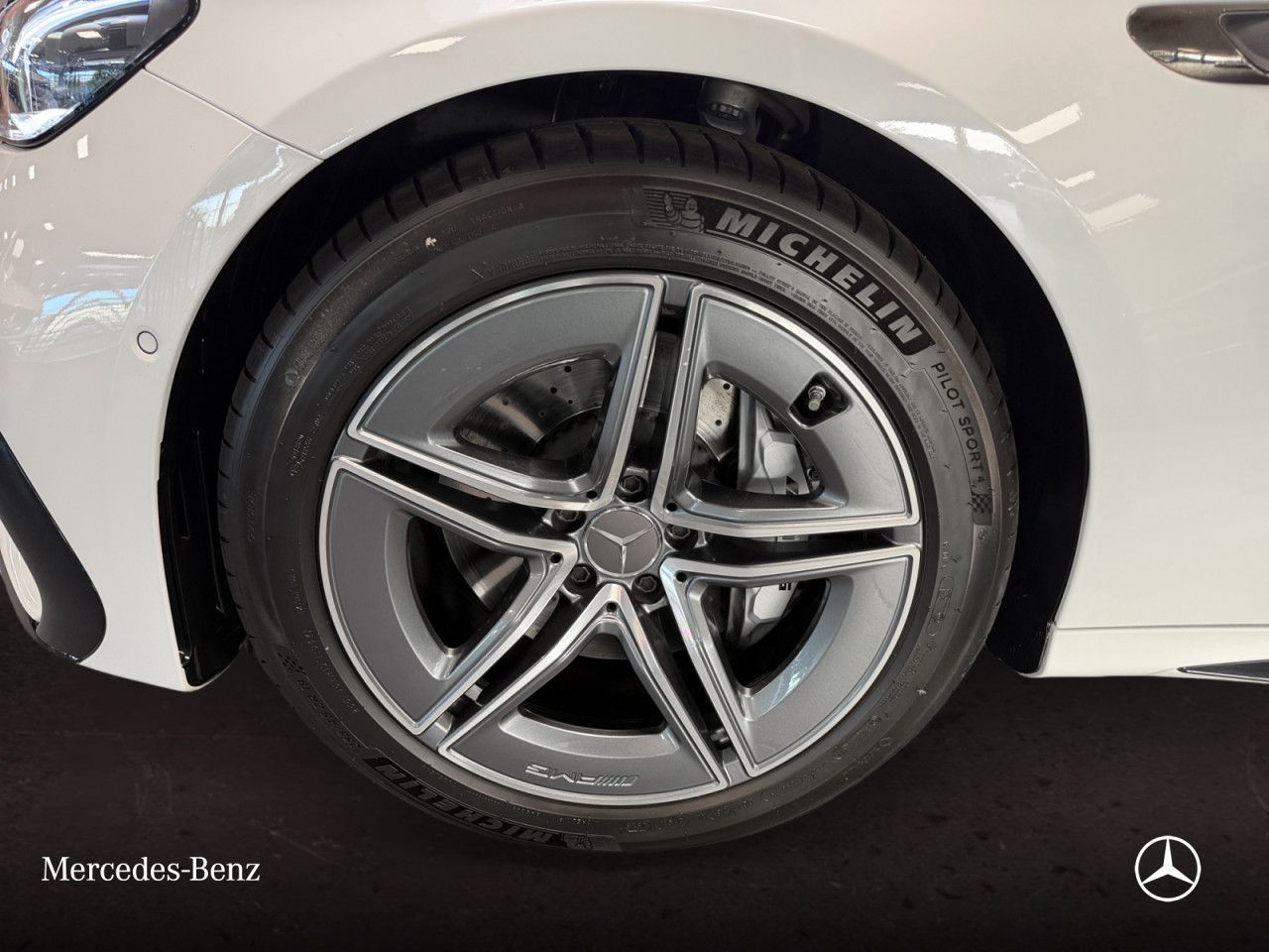 Mercedes-Benz E-Klasse – Bild 13