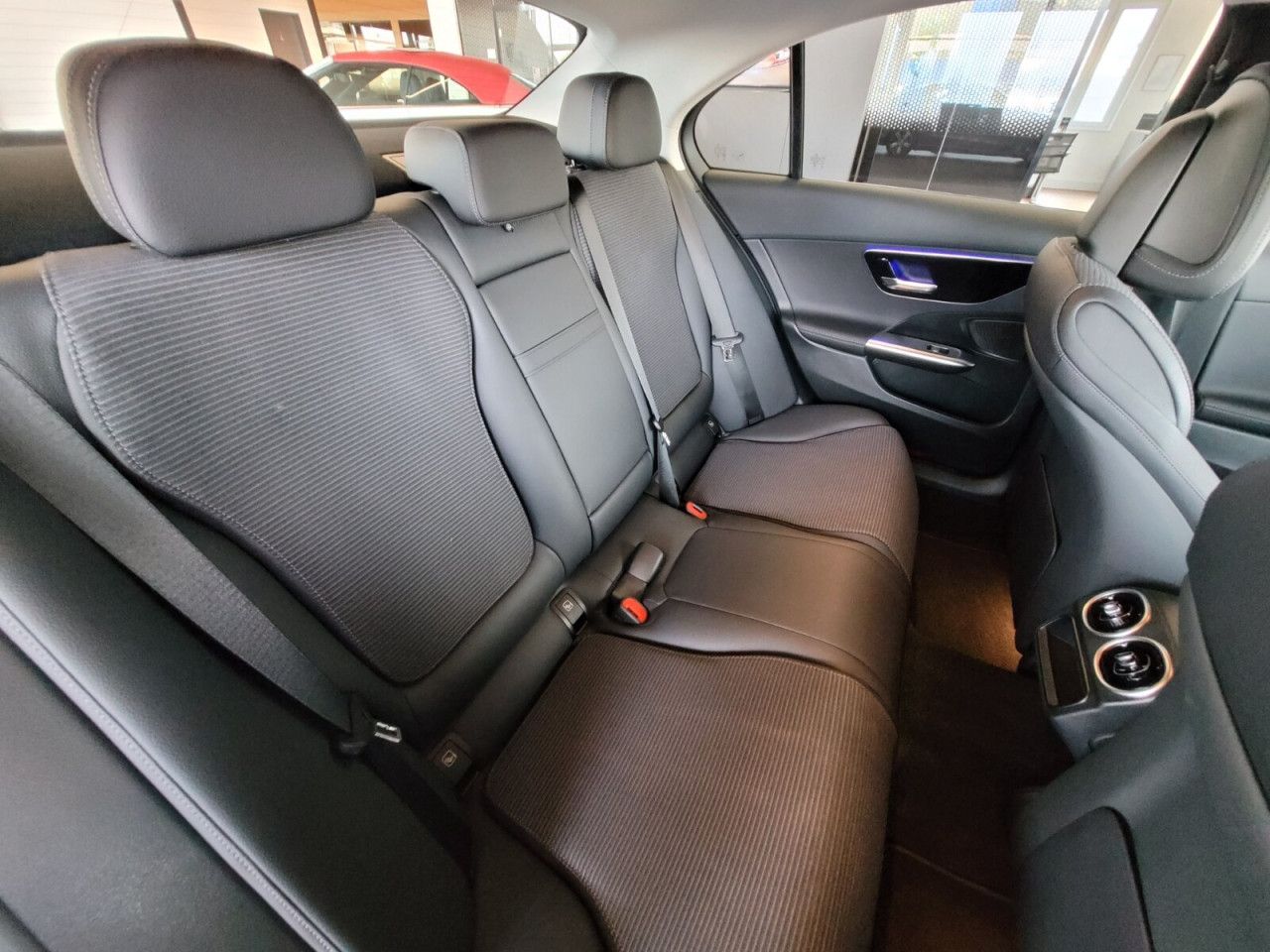 Mercedes-Benz C-Klasse – Bild 10