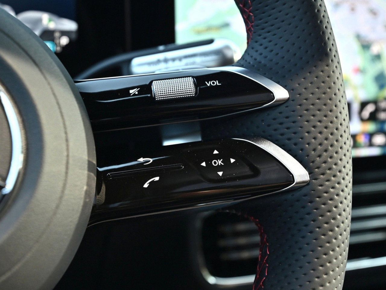 Mercedes-Benz GLB – Bild 16