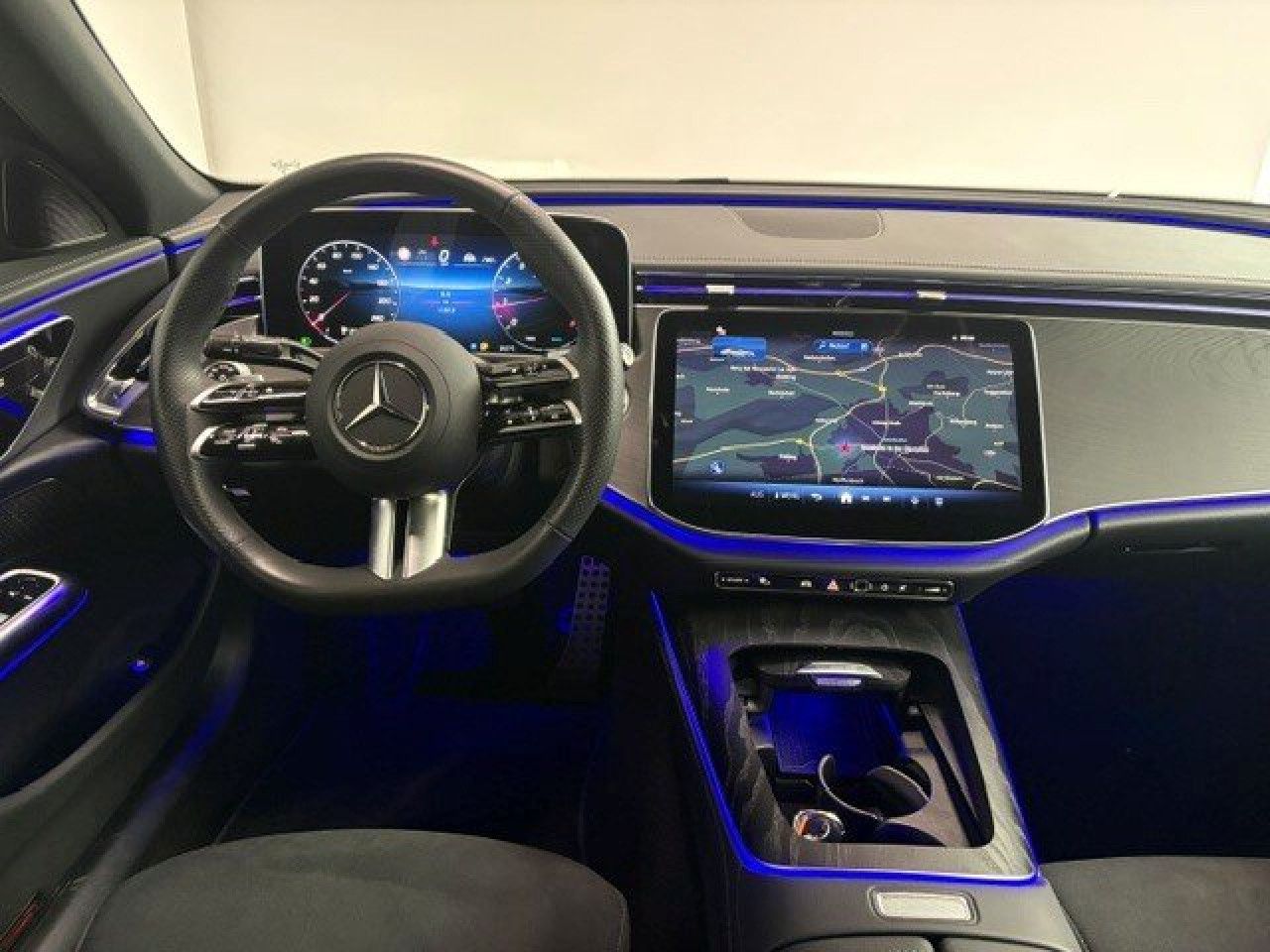 Mercedes-Benz E-Klasse – Bild 13