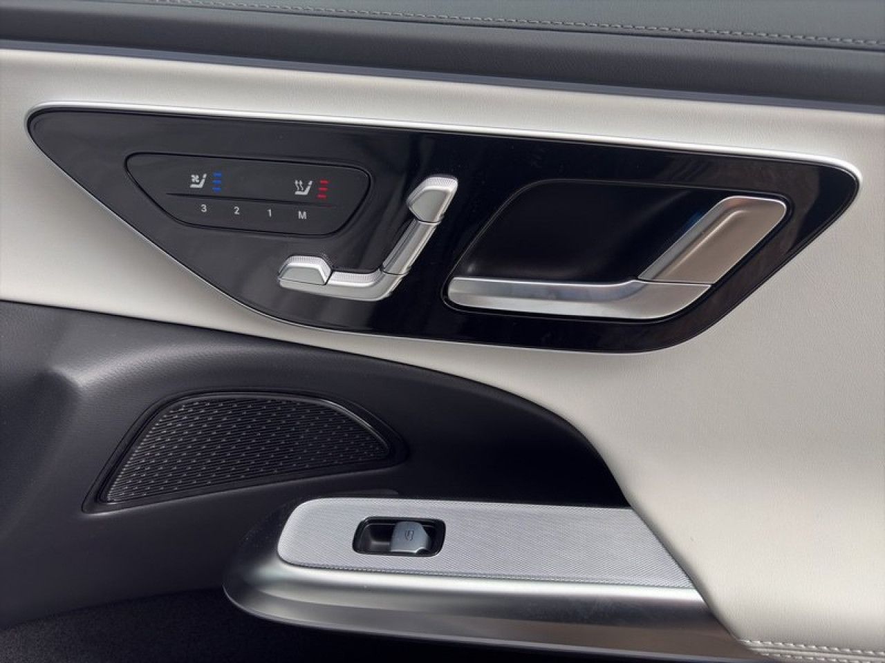 Mercedes-Benz E-Klasse – Bild 15