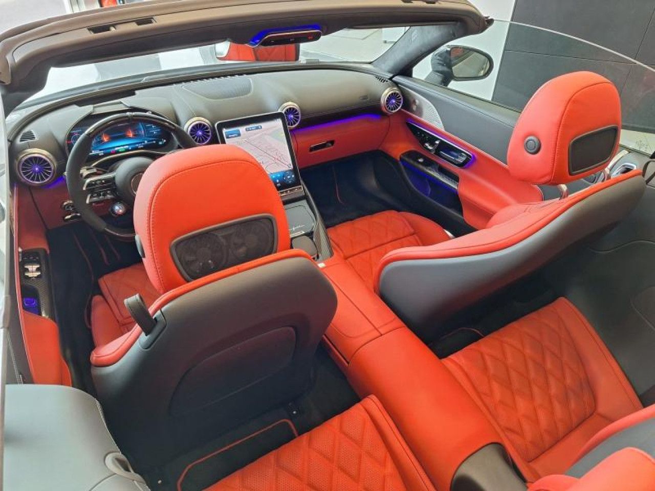 Photo du v&eacute;hicule 17 / 18