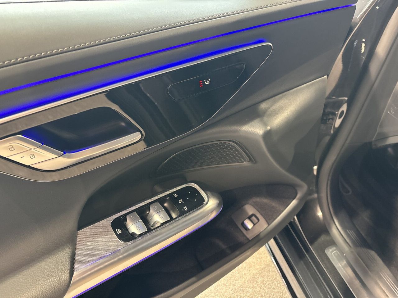 Mercedes-Benz E-Klasse – Bild 9