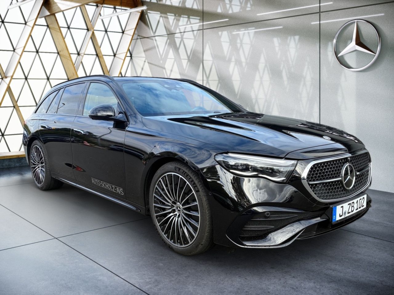 Mercedes-Benz E-Klasse – Bild 17