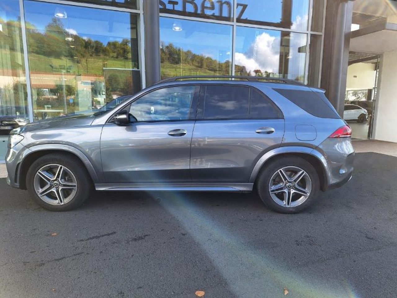 Photo du v&eacute;hicule 3 / 18