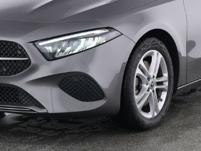 Mercedes-Benz A 220