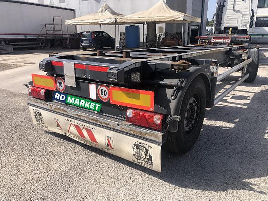 Vehicle image 1 / 3