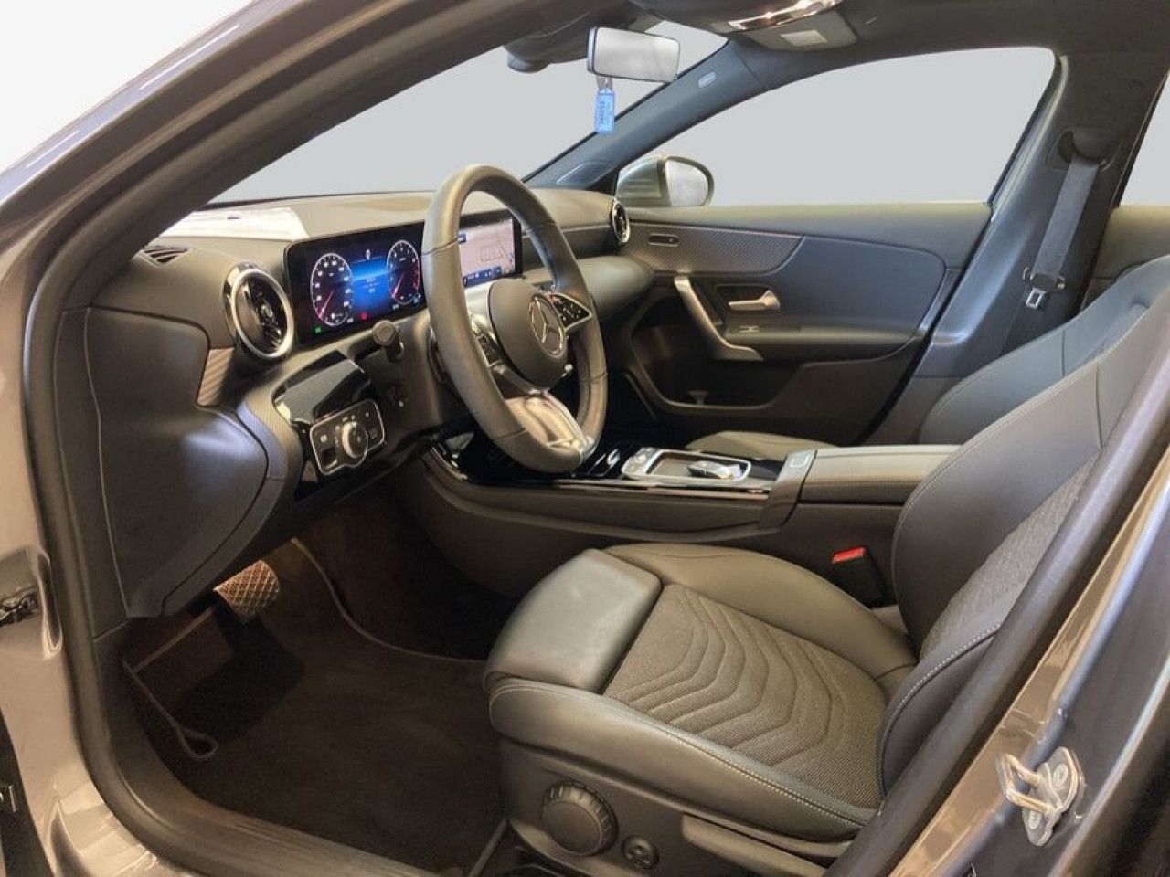 Mercedes-Benz A-Klasse – Bild 9