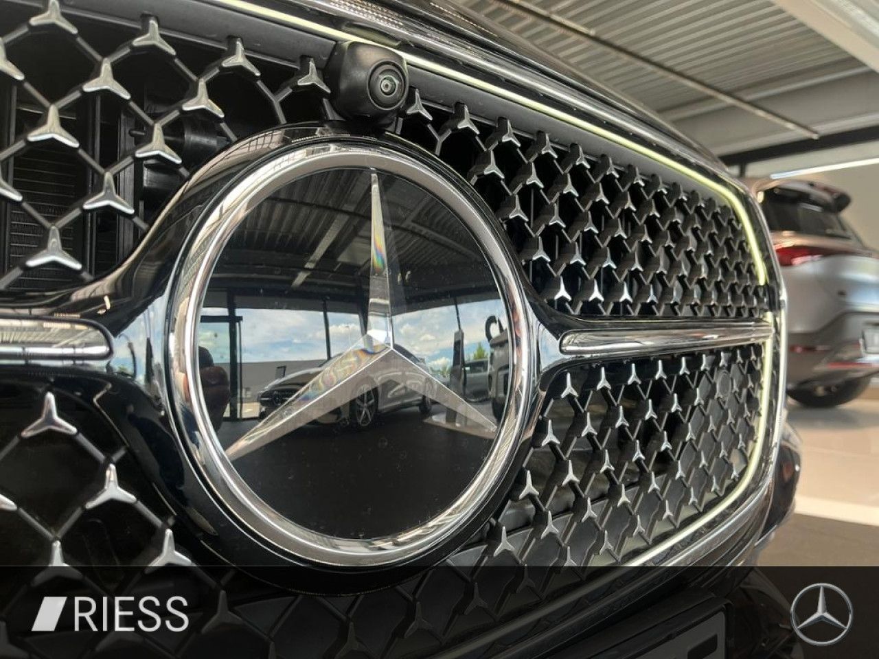 Mercedes-Benz E-Klasse – Bild 17