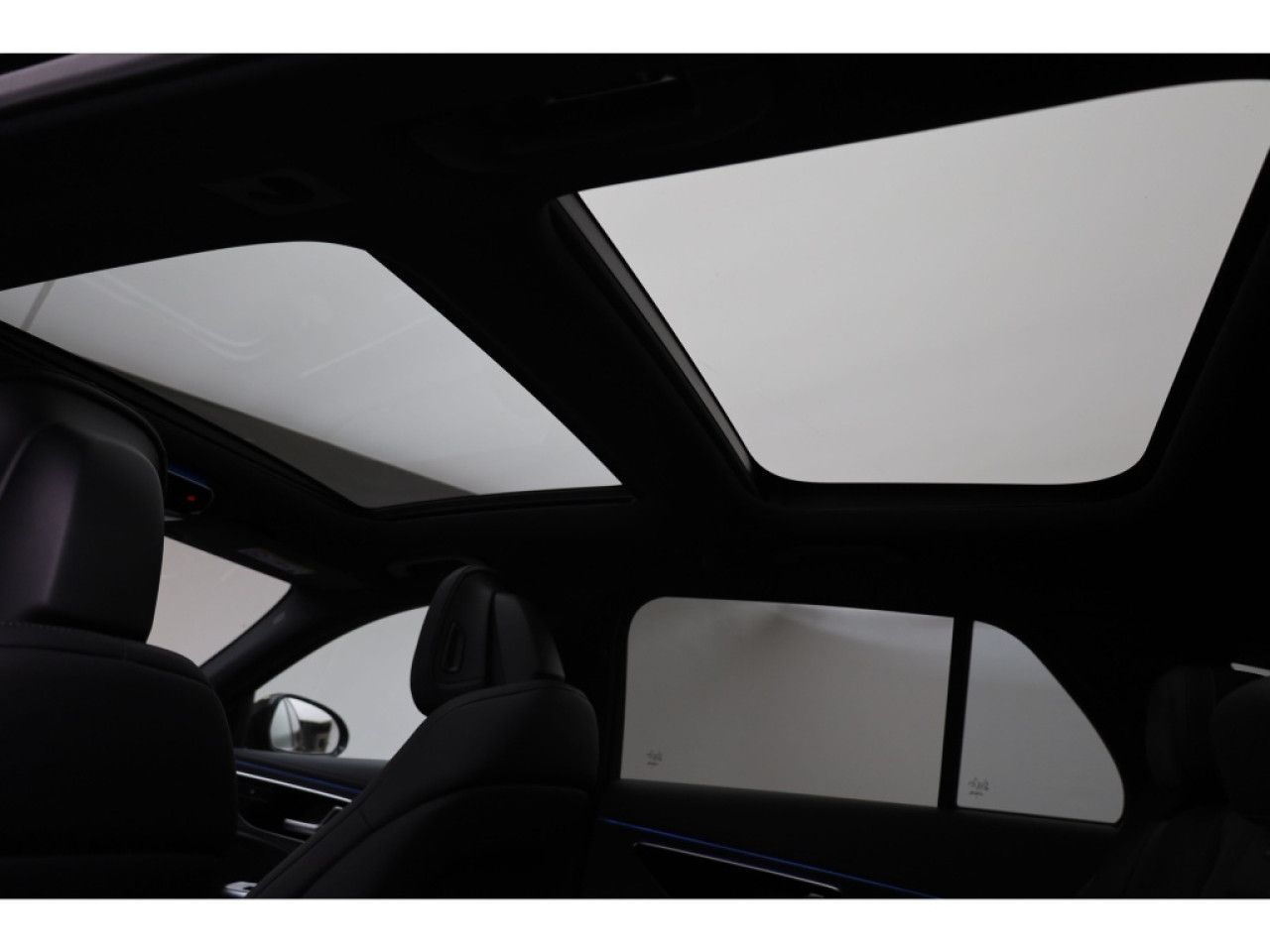 Mercedes-Benz E-Klasse – Bild 12