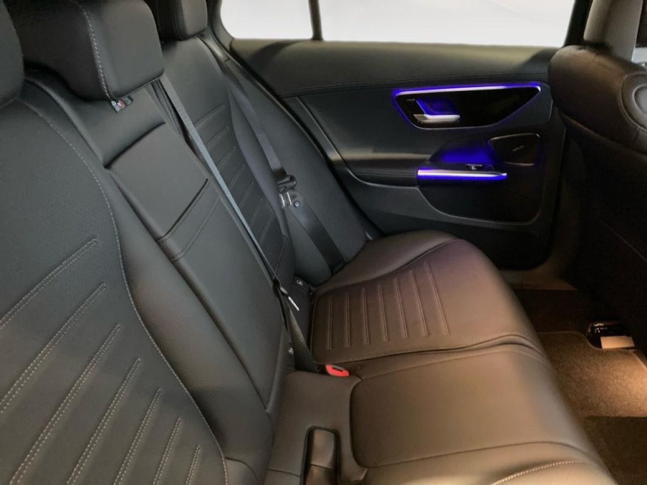 Mercedes-Benz C-Klasse – Bild 8