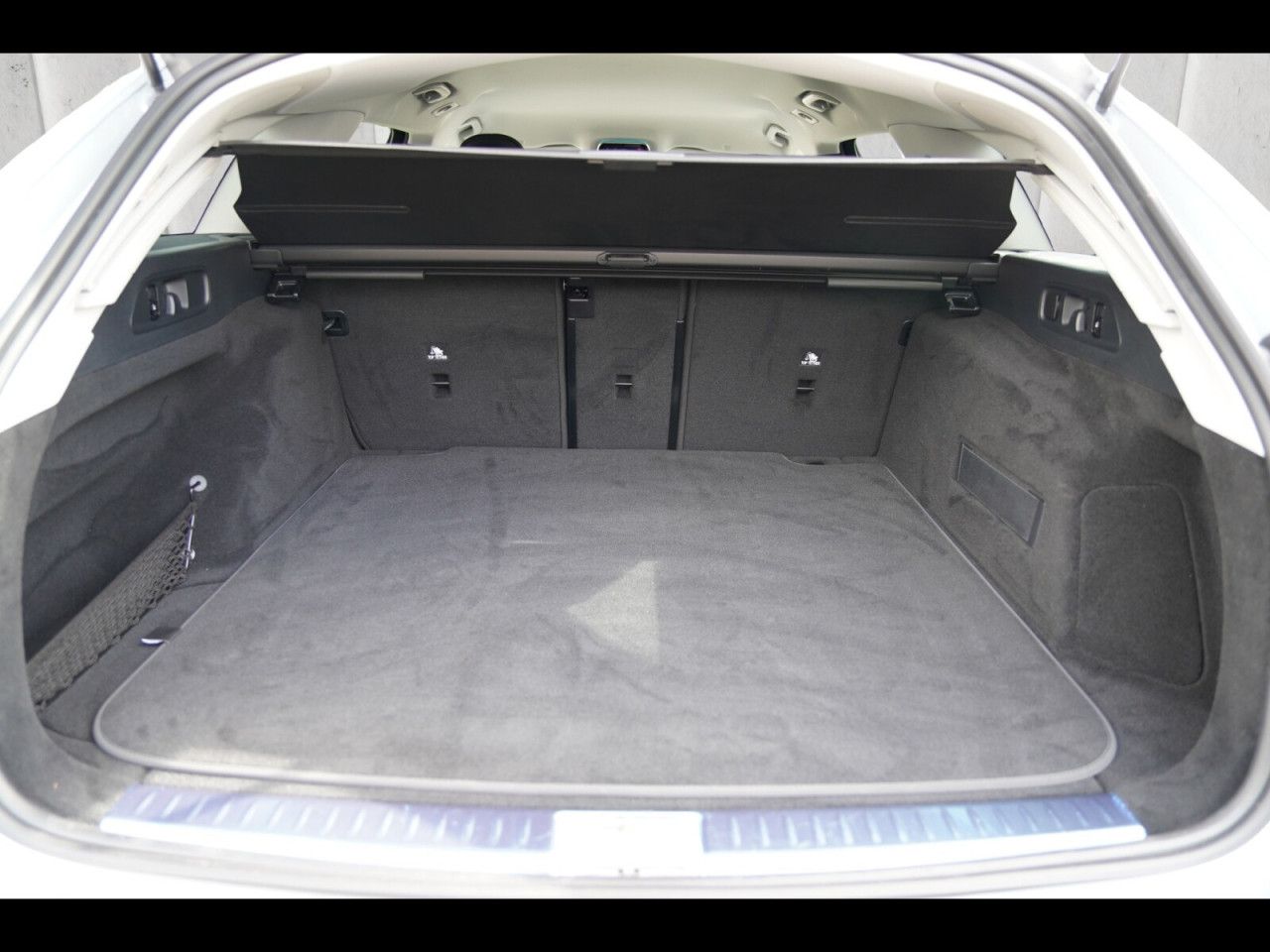 Mercedes-Benz E-Klasse – Bild 11