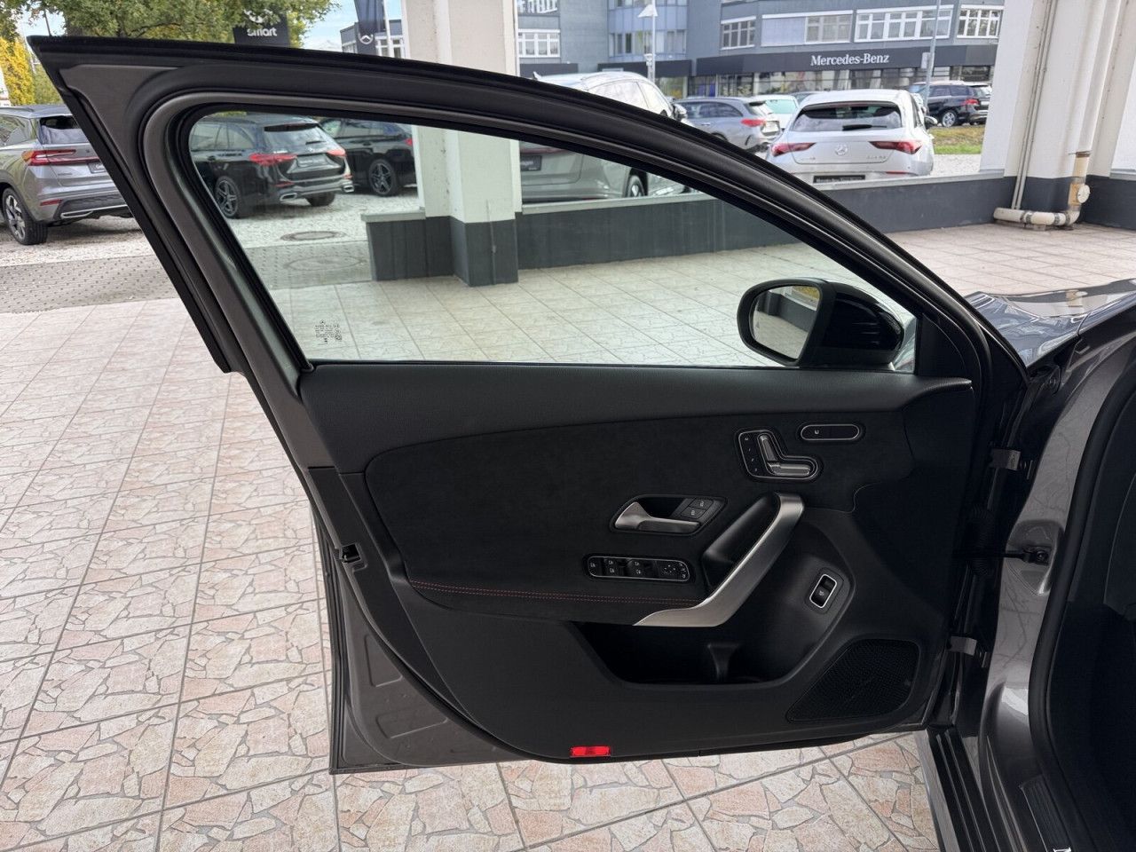 Mercedes-Benz A-Klasse – Bild 25