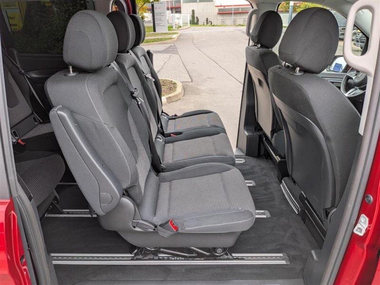Mercedes-Benz EQV – Bild 12
