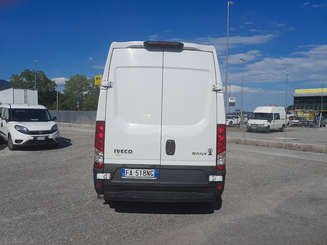 IVECO | IVECO 35S15V--FURGONE-3520 L