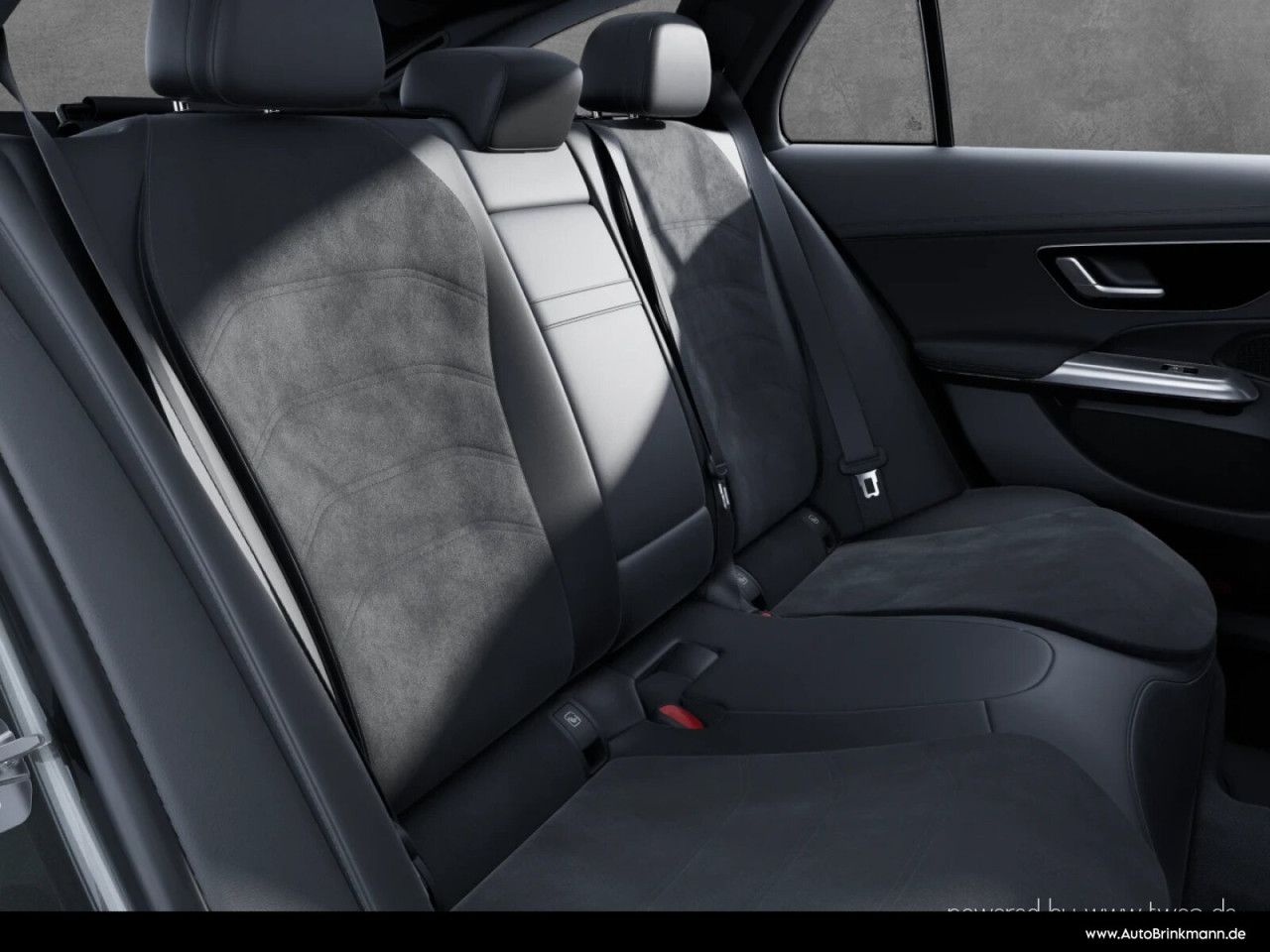 Mercedes-Benz E-Klasse – Bild 20