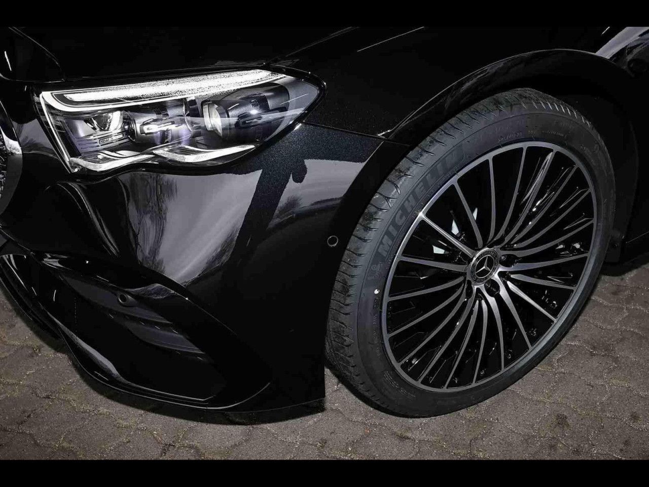 Mercedes-Benz E-Klasse – Bild 3