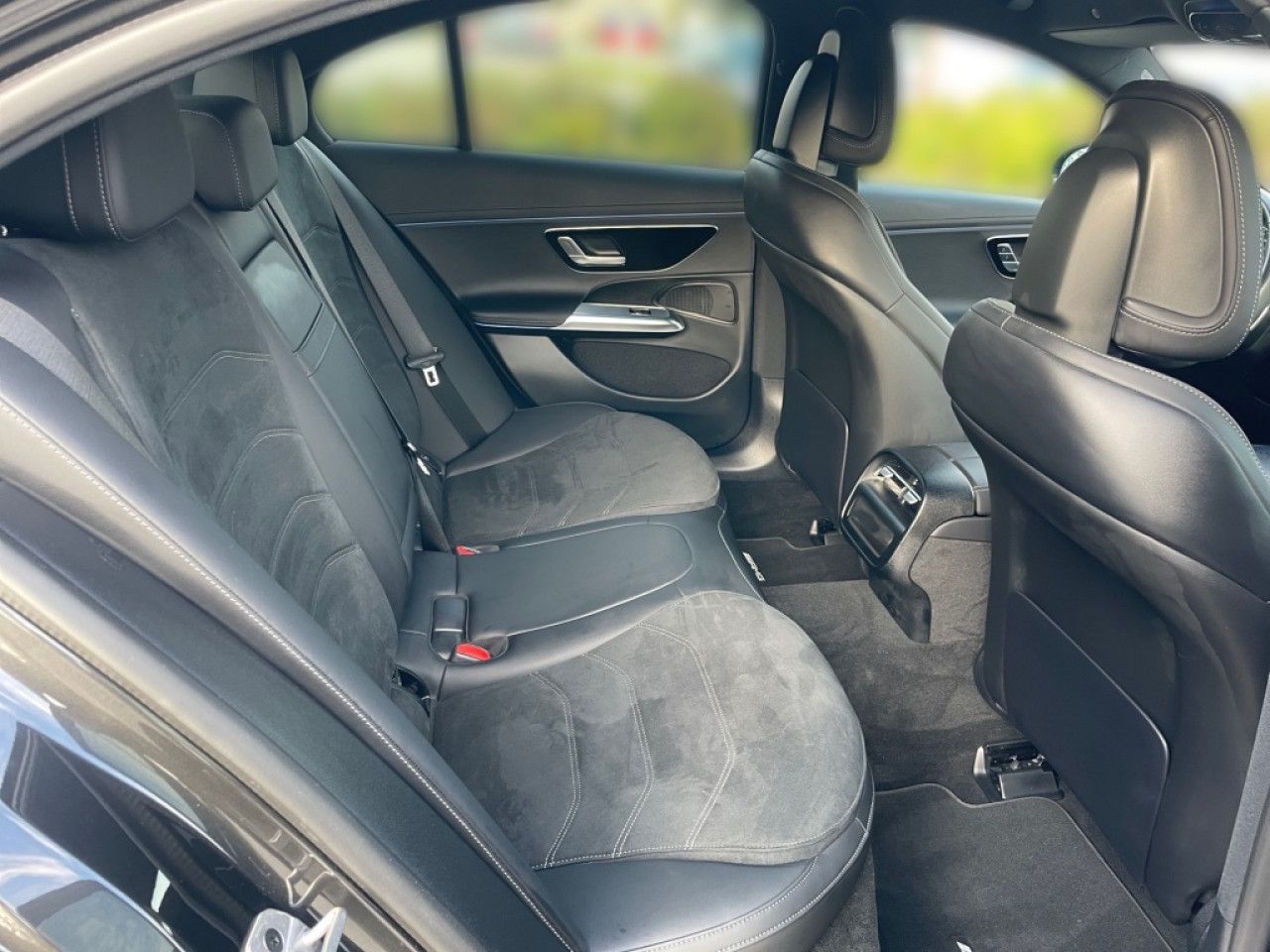 Mercedes-Benz E-Klasse – Bild 12