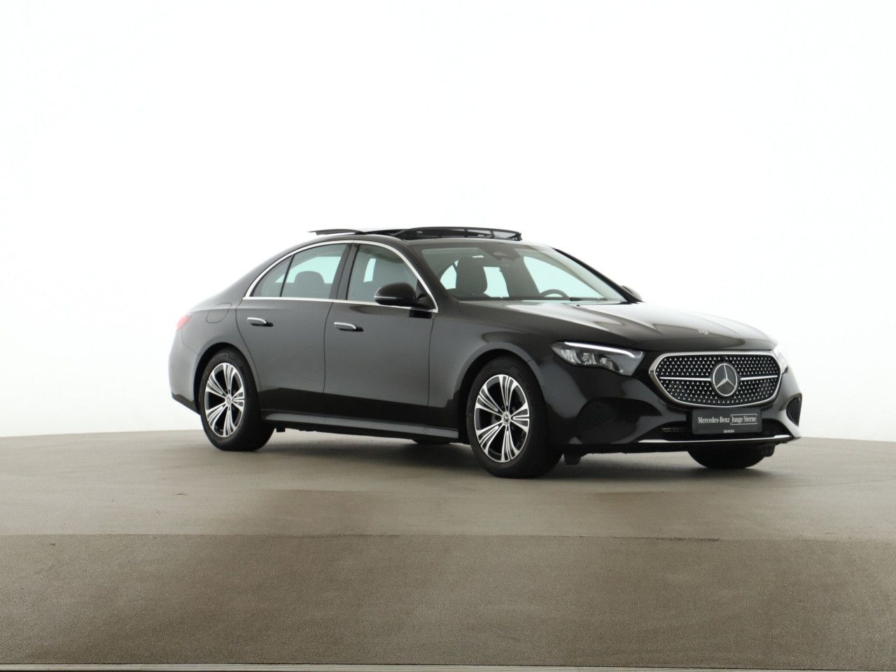 Mercedes-Benz E-Klasse – Bild 8