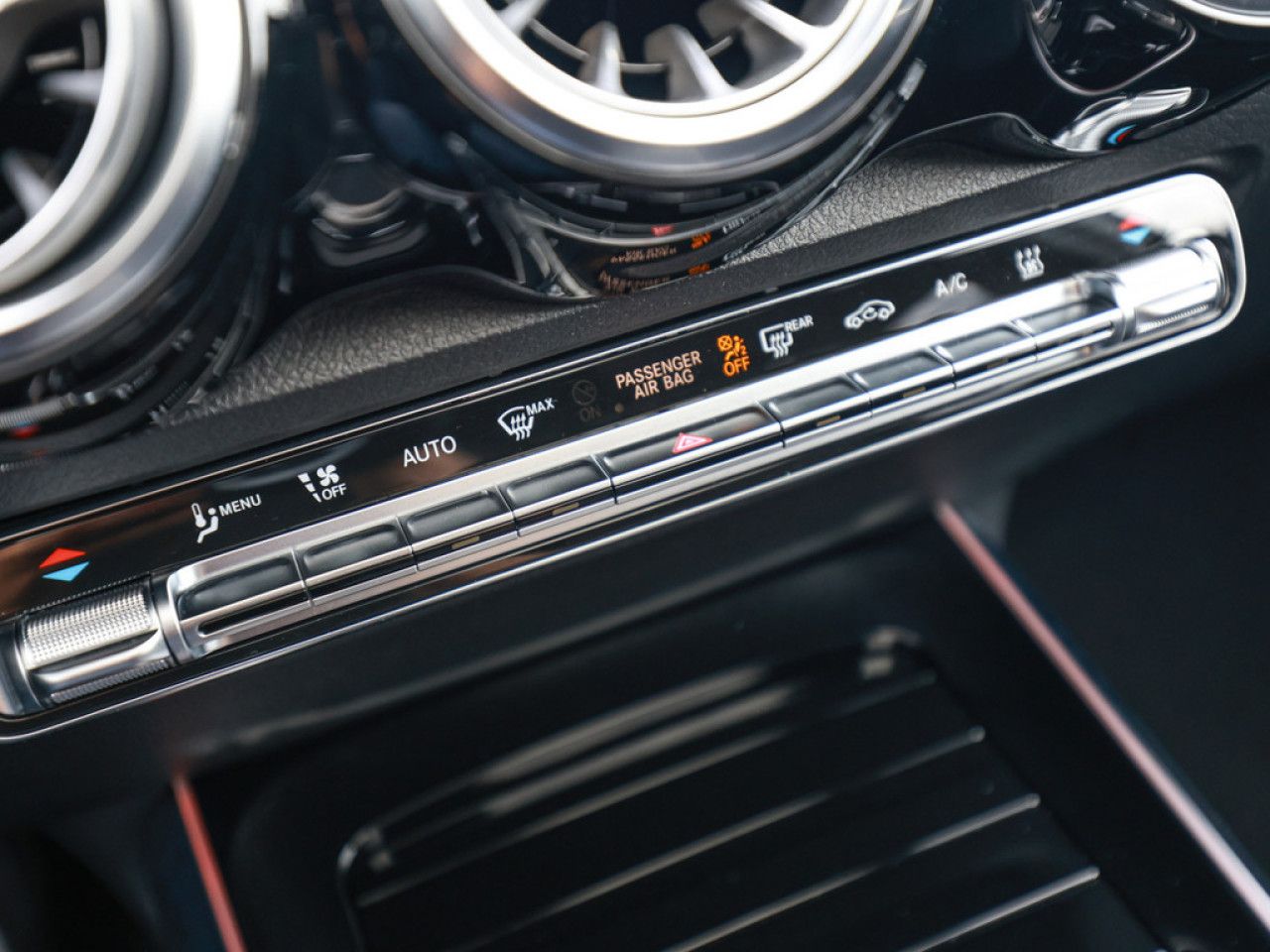 Mercedes-Benz EQB – Bild 14