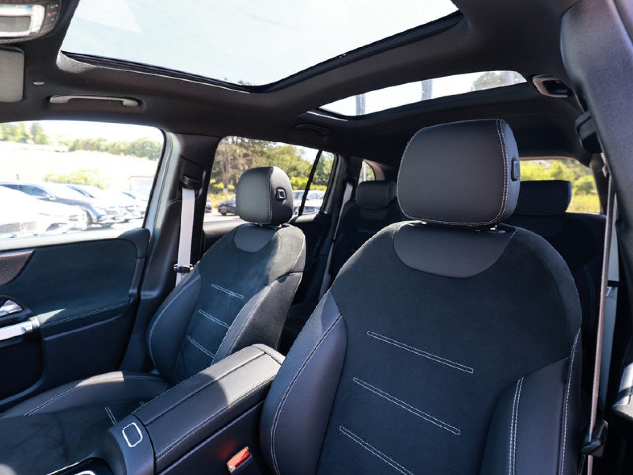 Mercedes-Benz GLB – Bild 22