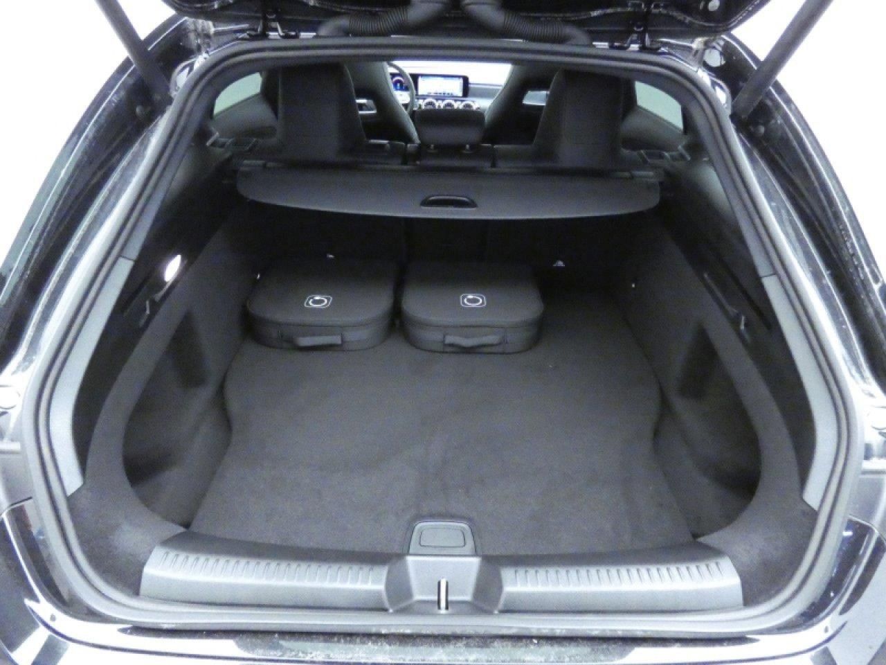 Photo du v&eacute;hicule 7 / 18